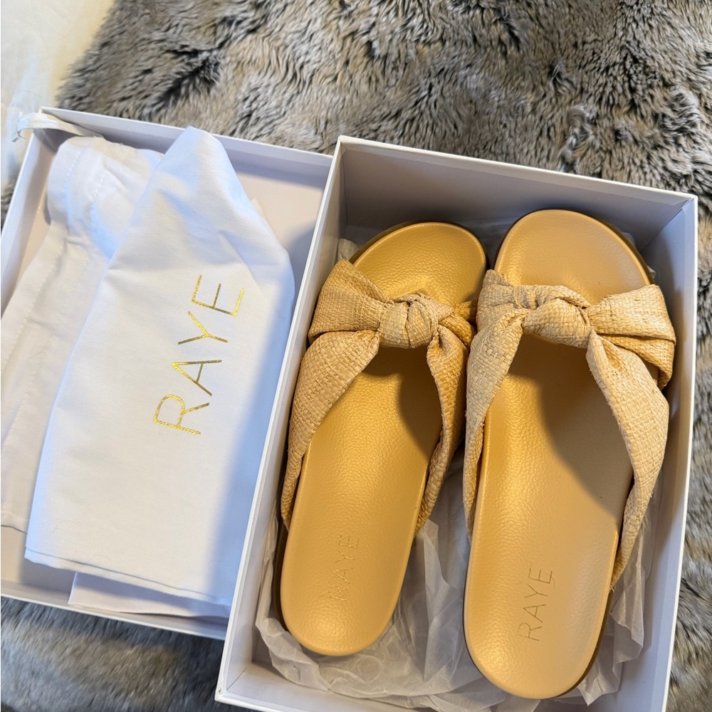 RAYE Women's Nude Knotted Sandals
